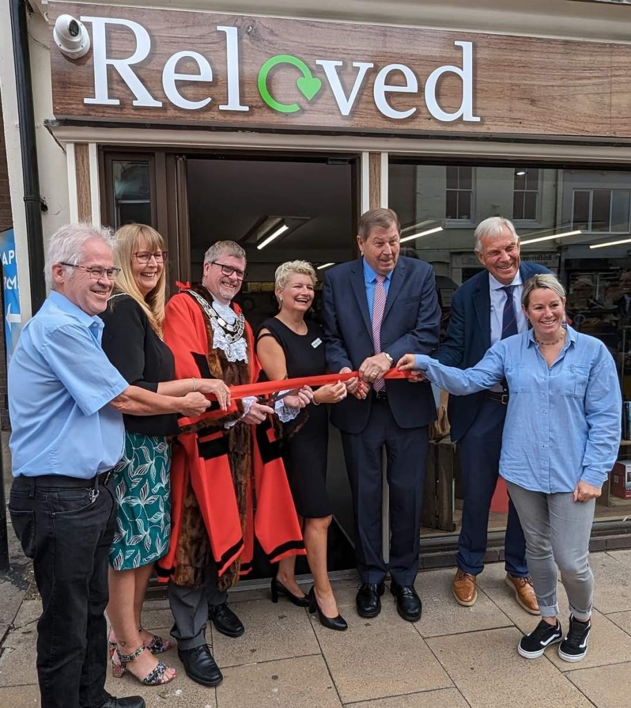 HInge-Reloved-opening-July-2023-913x1024